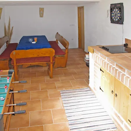 Celina - Mdn146 Appartement *